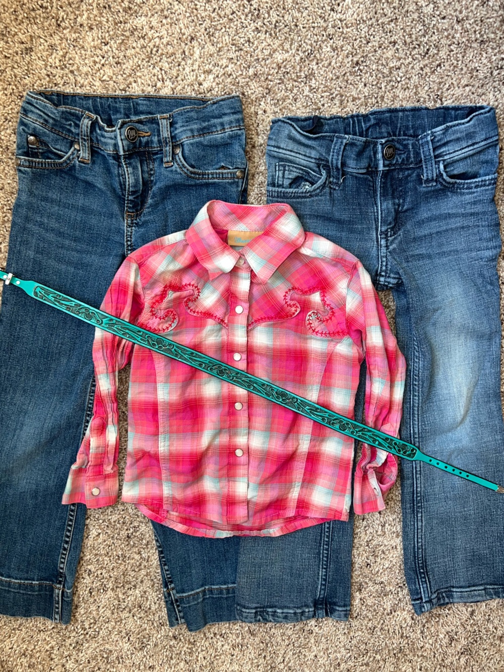 Wrangler Kids Bundle Girls 6 Slim Jeans Handtooled Turquoise Belt XS Pearl Snap